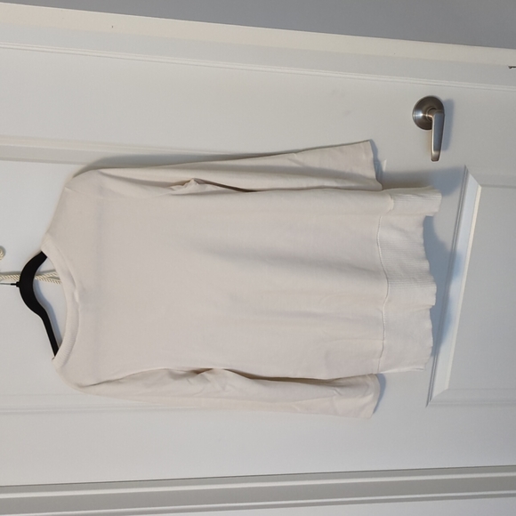 Sweater - Picture 2 of 3